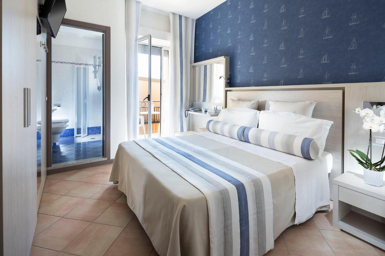 Hotel Vanni Misano Adriatico Extérieur photo